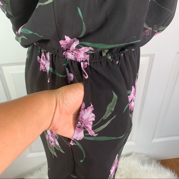 NWT BB Dakota Off the Shoulder Floral Romper - Picture 7 of 17
